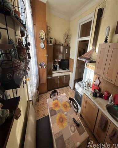 Продажа 4-комн квартиры на вторичном рынке Гончарный 1-й пер,  д. 7