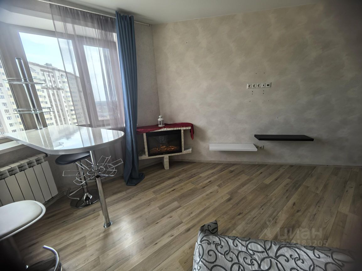 Продажа студии Южный мкр, улица Курыжова, 14