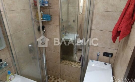 Продажа 2-комн квартиры на вторичном рынке бульвар Головнина,  д. 3 к1