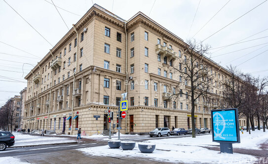 Продажа 2-комн квартиры на вторичном рынке Московский пр-кт,  д. 182