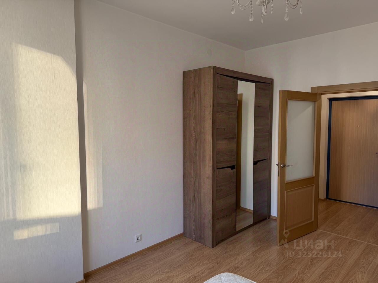 Продажа 2-комн квартиры на вторичном рынке бульвар Балтийский, 4