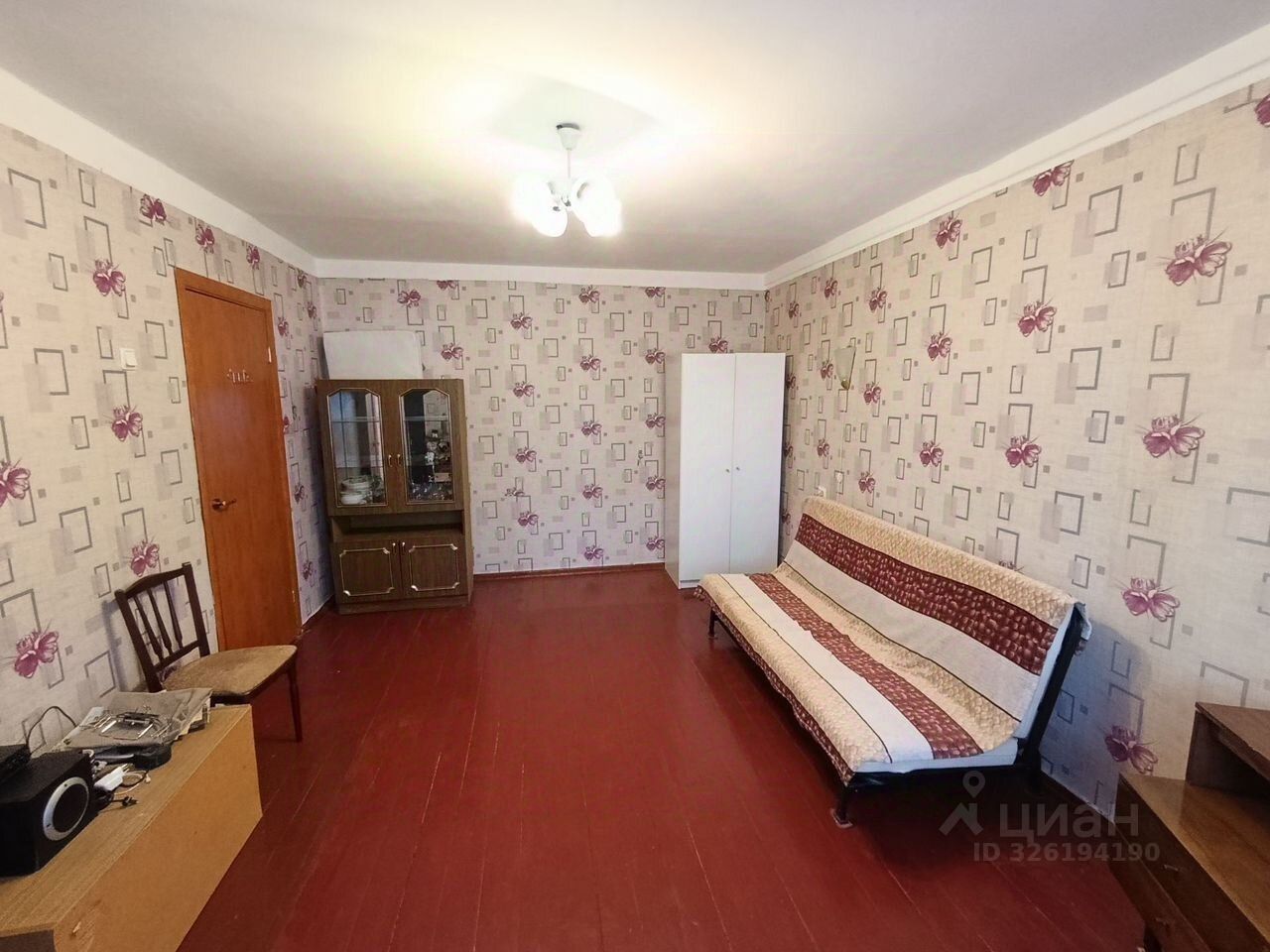 Продажа 1-комн квартиры на вторичном рынке пос. Мга, улица Дзержинского, 2