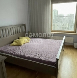 Продажа 2-комн квартиры на вторичном рынке Народного Ополчения ул