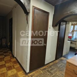 Продажа 2-комн квартиры на вторичном рынке Лобня г, Чайковского ул,  д. 17,  к. 1