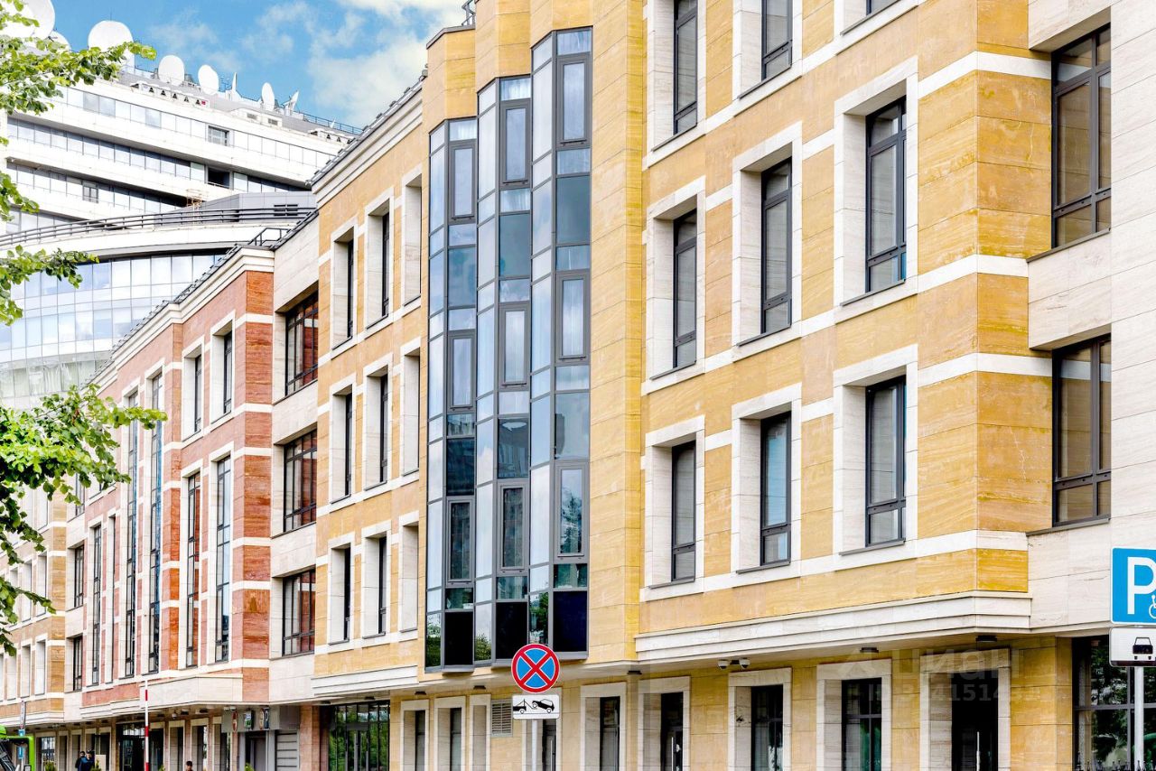 Продажа 3-комн квартиры на вторичном рынке Олимпийский проспект, 12