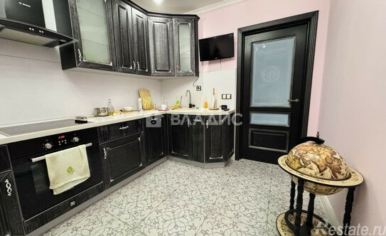 Продажа 2-комн квартиры на вторичном рынке Хлебниково, Набережная улица,  д. 31