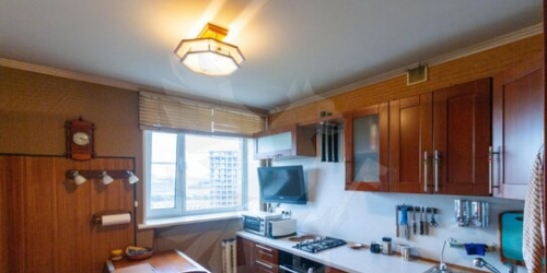 2-комн квартира улица Паршина,  д. 19