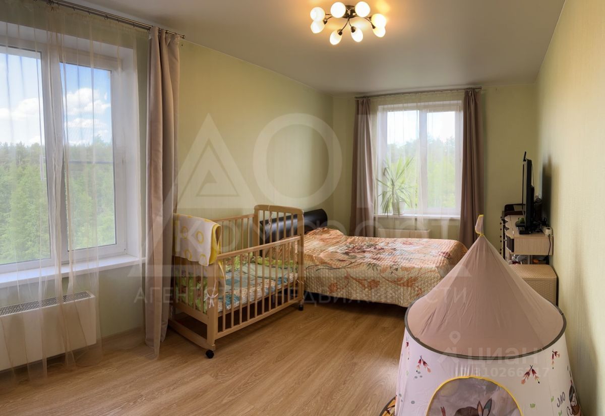 Продажа 2-комн квартиры на вторичном рынке Приозерск, улица Суворова, 40