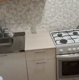 Аренда 3-комн квартиры на вторичном рынке Сетуньский 3-й проезд,  д. 3