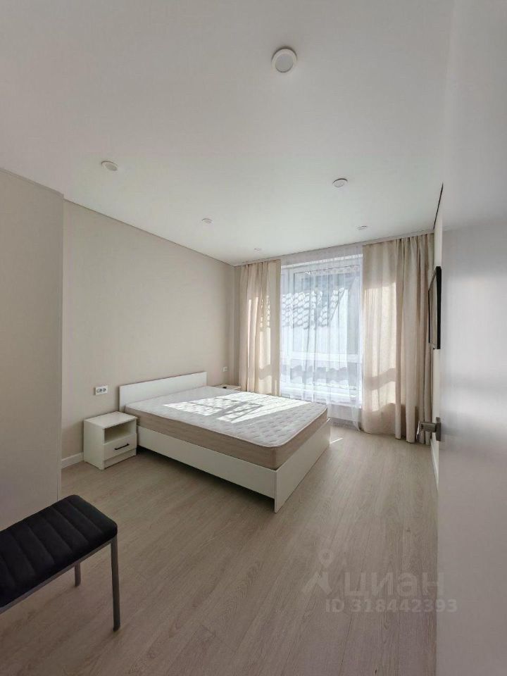 Аренда 2-комн квартиры на вторичном рынке улица Летчика Осканова, 6