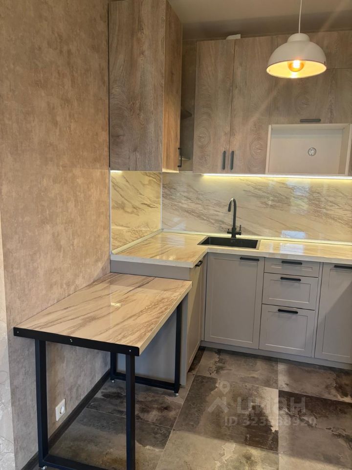 Аренда 1-комн квартиры на вторичном рынке Комендантский проспект, 58к1