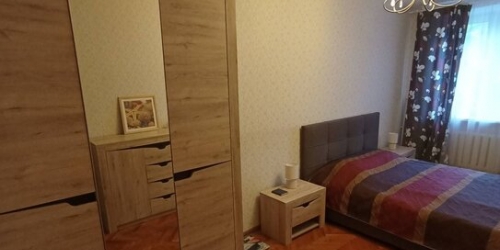 2-комн квартира улица Касаткина,  д. 21