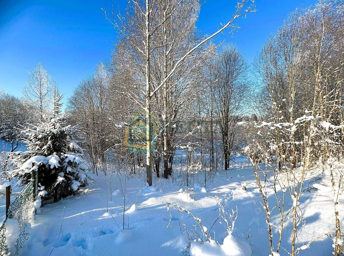 Продажа земли пос. Сосново, улица Озерная, 42