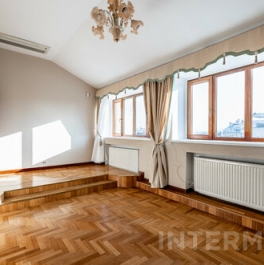 Аренда 8-комн квартиры на вторичном рынке Обыденский 2-й пер,  д. 11