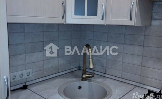 Продажа 1-комн квартиры на вторичном рынке Пушкинский городской округ, улица Добролюбова,  д. 4