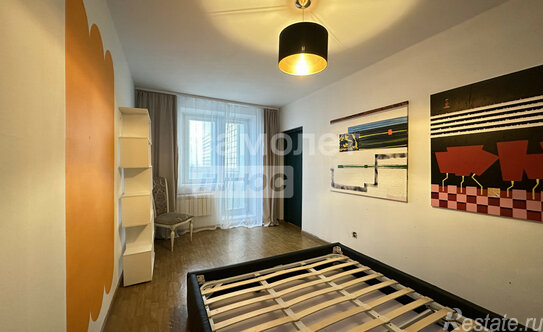 Продажа 3-комн квартиры на вторичном рынке Очаковская Б. ул,  д. 12 к3