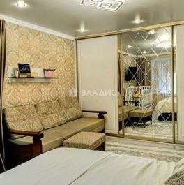 Продажа 3-комн квартиры на вторичном рынке Холодово, Коммунистическая улица,  д. 26