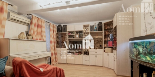 4-комн квартира ул Бассейная,  д. 71