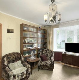 Продажа 1-комн квартиры на вторичном рынке улица Бутлерова,  д. 24