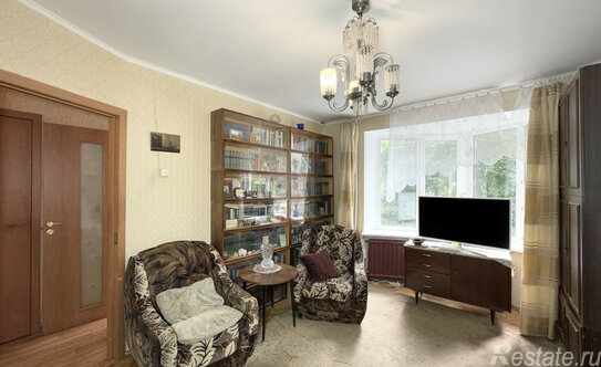 Продажа 1-комн квартиры на вторичном рынке улица Бутлерова,  д. 24