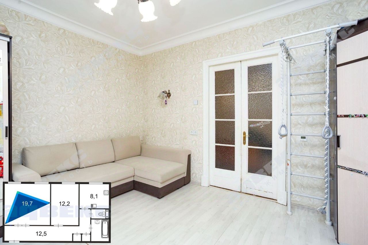 Продажа 2-комн квартиры на вторичном рынке улица Бабушкина, 81к2