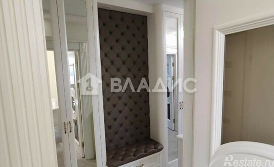 Продажа 4-комн квартиры на вторичном рынке Ставропольская улица,  д. 74