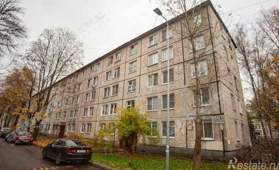 Продажа 2-комн квартиры на вторичном рынке Колпино г, Павловская ул,  д. 78