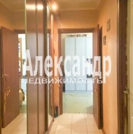 Продажа 3-комн квартиры на вторичном рынке ул Морской Пехоты,  д. 8,  к. 1