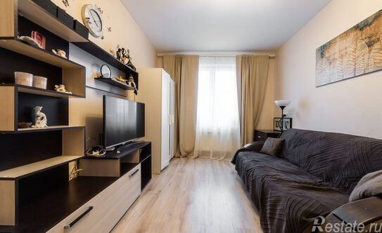 Продажа 1-комн квартиры на вторичном рынке ул Заводская,  д. 17