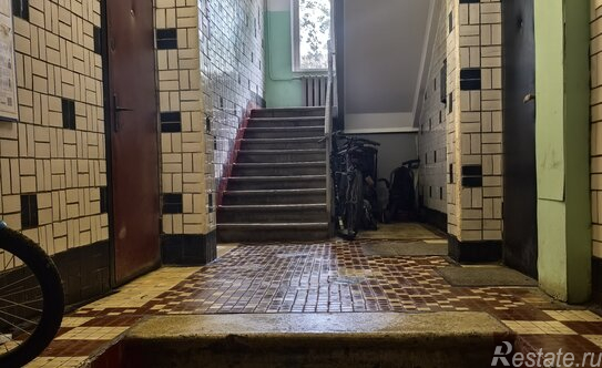 Продажа 3-комн квартиры на вторичном рынке Рощинская 2-я ул,  д. 3