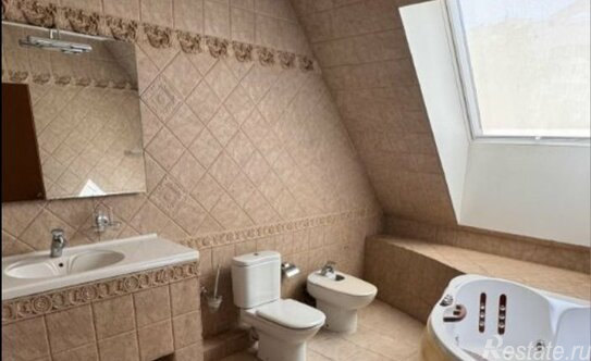 Продажа 5-комн квартиры на вторичном рынке ул Пенягинская,  д. 10,  к. 1