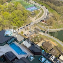 Продажа 6-комн квартиры на вторичном рынке Минская улица,  д. 1Г