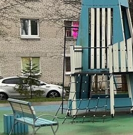 Продажа 3-комн квартиры на вторичном рынке Павловск, Пионерская улица, 6