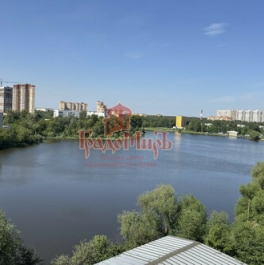 Продажа 3-комн квартиры на вторичном рынке микрорайон Инессы Арманд, Набережная улица,  д. 2А