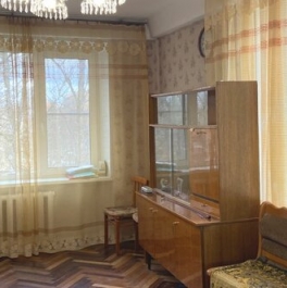 Продажа 1-комн квартиры на вторичном рынке Новоизмайловский проспект,  д. 27