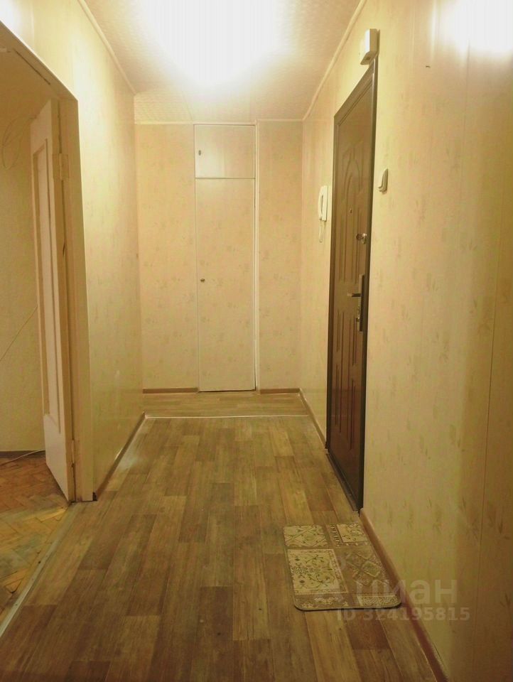 Продажа 2-комн квартиры на вторичном рынке улица Кораблестроителей, 22К1