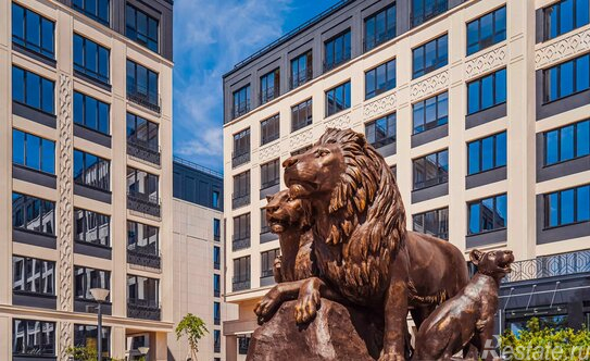 Продажа 3-комн квартиры на вторичном рынке Петровский пр-кт,  д. 22 к2 с1