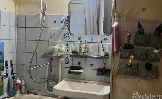 Продажа 1-комн квартиры на вторичном рынке Туристская улица,  д. 31 к1