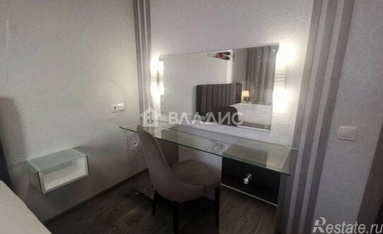 Продажа 1-комн квартиры на вторичном рынке Смоленская улица,  д. 13