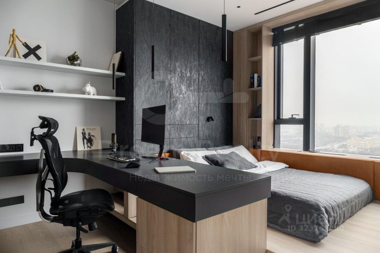 Продажа 4-комн квартиры на вторичном рынке Мичуринский проспект, 56