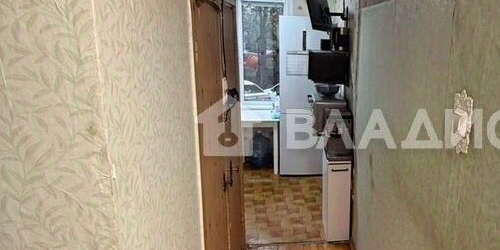 2-комн квартира улица Молостовых, 16К4