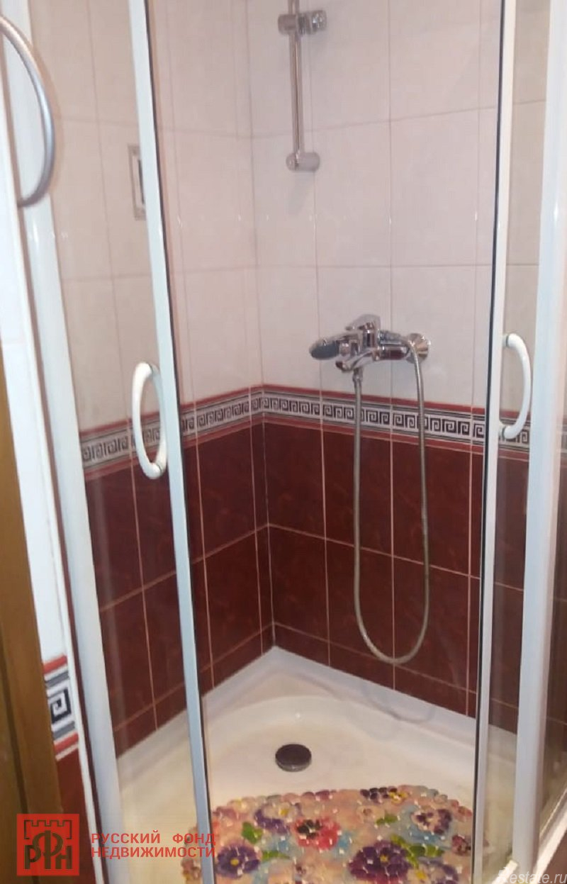 Продажа 1-комн квартиры на вторичном рынке Ломоносов г., Победы ул. ,  д. 9