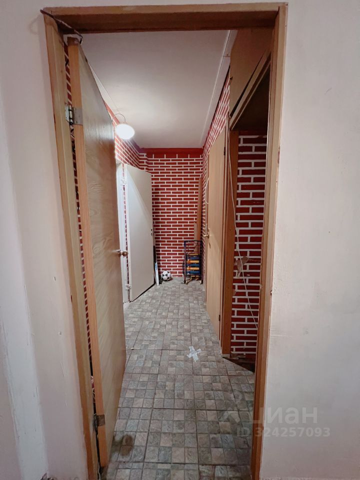 Аренда 1-комн квартиры на вторичном рынке Октябрьская набережная, 90к8