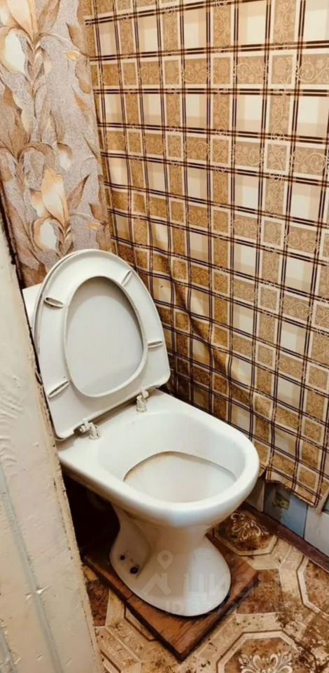 Продажа комнаты Сланцы г, 1 Мая ул,  д. 94