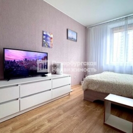 Продажа 1-комн квартиры на вторичном рынке Русановская ул,  д. 16 к1