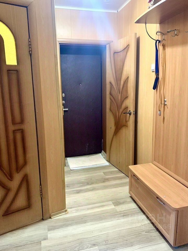 Продажа 2-комн квартиры на вторичном рынке 1-й мкр, Озеры,  д. 15