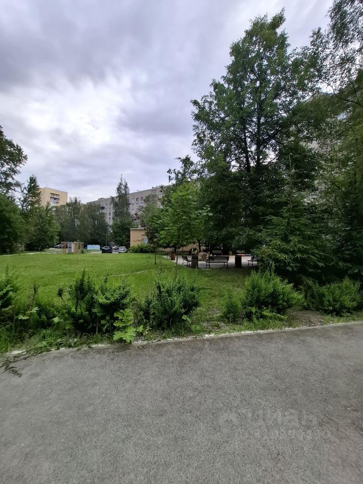 Продажа 3-комн квартиры на вторичном рынке проспект Маршала Блюхера, 14