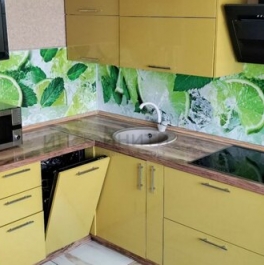 Продажа 3-комн квартиры на вторичном рынке Железнодорожный, Лесопарковая улица,  д. 18