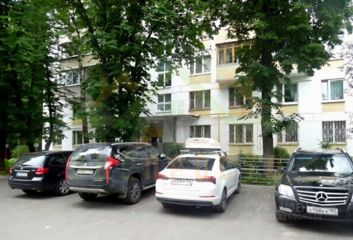 Продажа 2-комн квартиры на вторичном рынке 10-я Парковая улица, 4