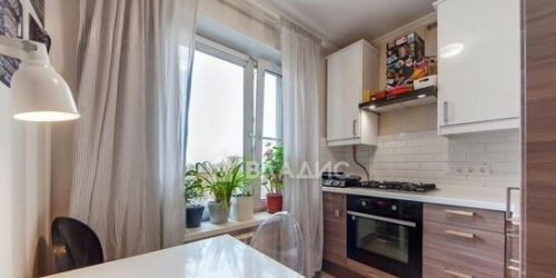 3-комн квартира улица Ирины Левченко,  д. 4